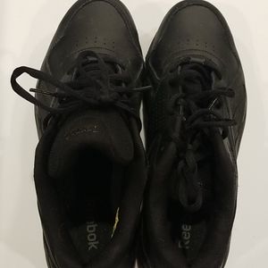 Reebok women'walking shoe size 8